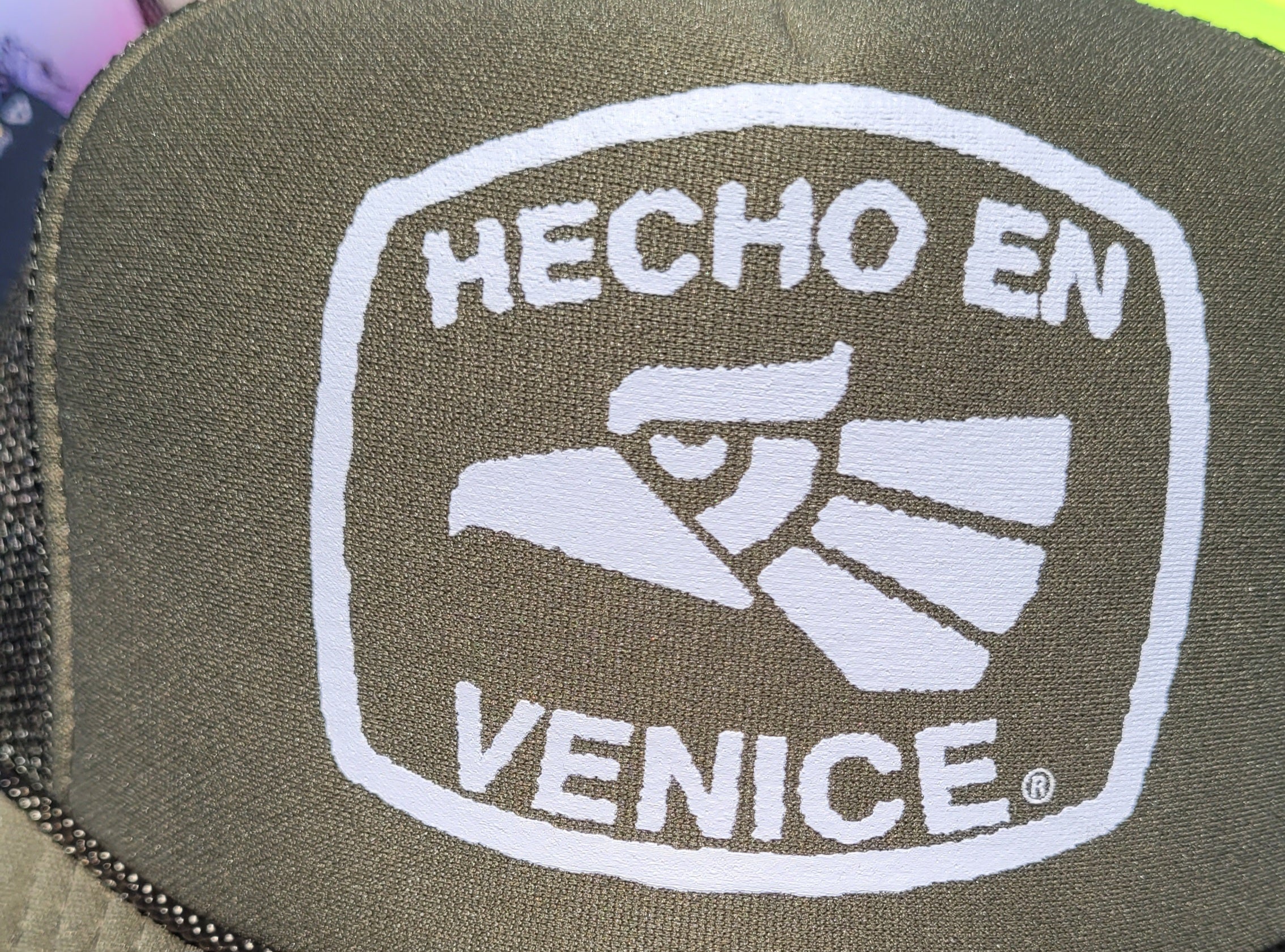 HECHO EN VENICE TRUCKER HAT