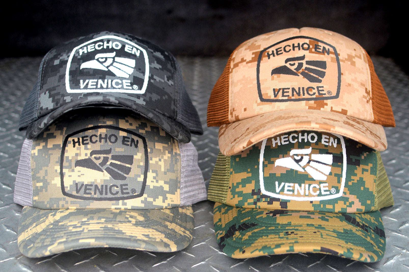HECHO EN VENICE CAMO TRUCKER HAT
